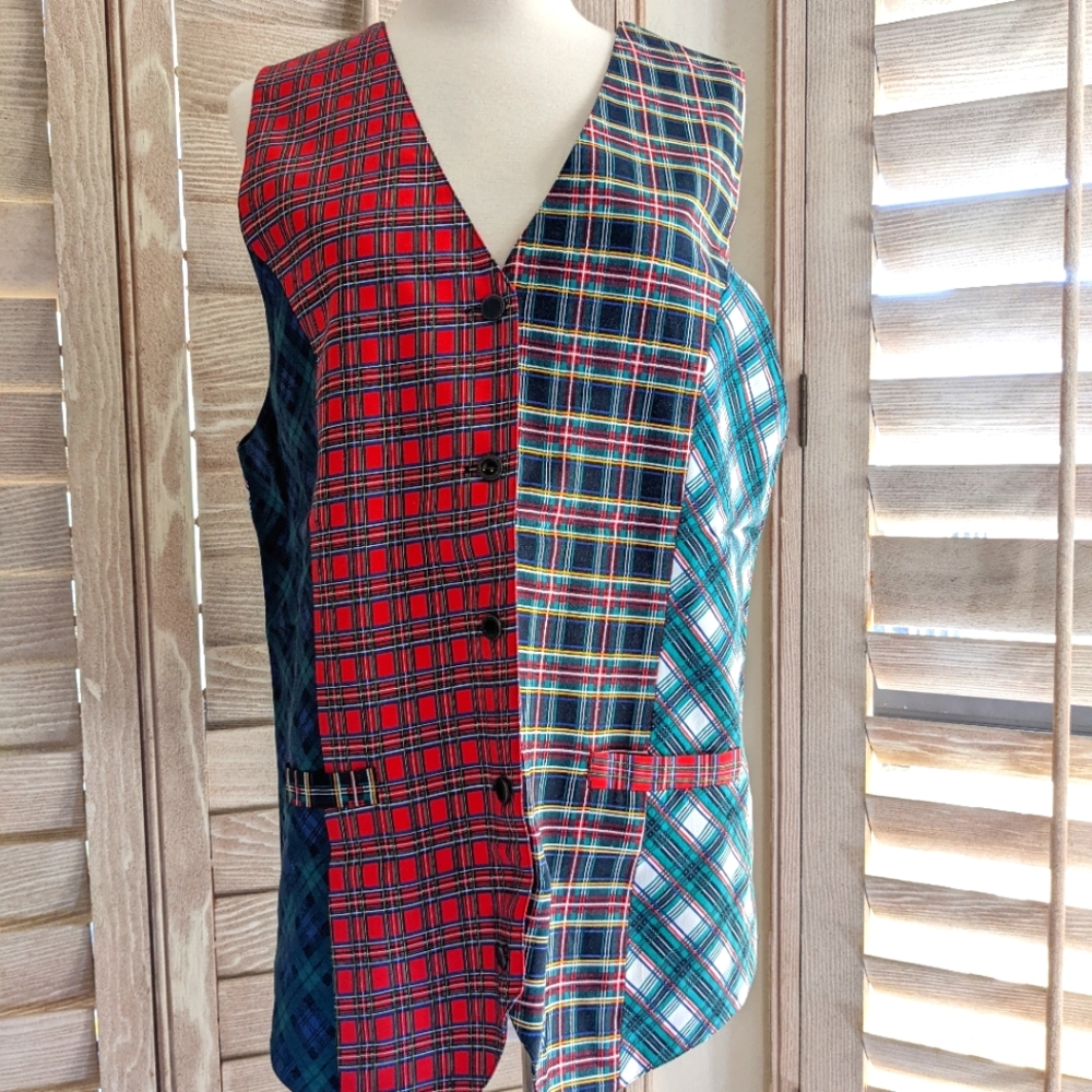 🌞🌞CAROLE LITTLE | Vintage plaid patchwork vest Holiday Christmas vest